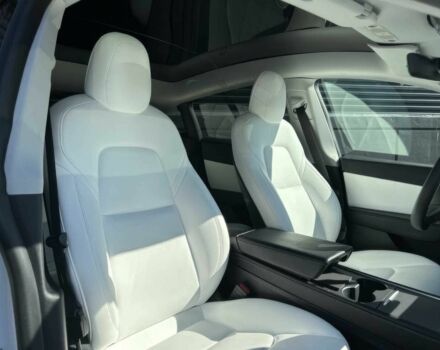 Белый Тесла Другая, объемом двигателя 0 л и пробегом 23 тыс. км за 25000 $, фото 10 на Automoto.ua