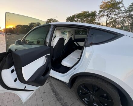 Тесла Другая 2021 в Одессе на Automoto.ua Белый Тесла Другая, объемом двигателя 0 л и пробегом 73 тыс. км за 24600 $, фото 9 на Automoto.ua