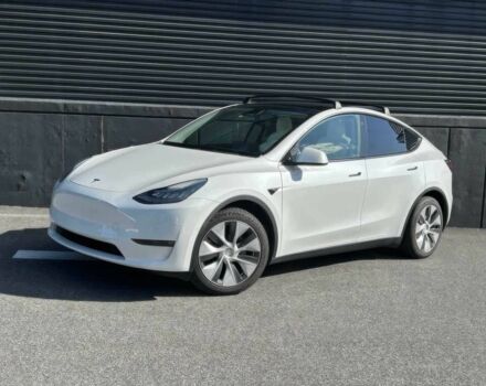 Белый Тесла Другая, объемом двигателя 0 л и пробегом 23 тыс. км за 25000 $, фото 2 на Automoto.ua