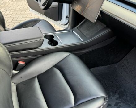 Білий Тесла Інша, об'ємом двигуна 0 л та пробігом 98 тис. км за 556 $, фото 16 на Automoto.ua