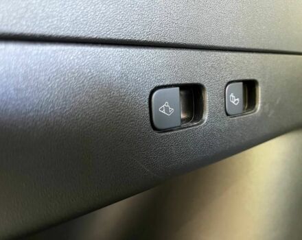 Тесла Другая 2021 в Одессе на Automoto.ua Белый Тесла Другая, объемом двигателя 0 л и пробегом 73 тыс. км за 24600 $, фото 19 на Automoto.ua