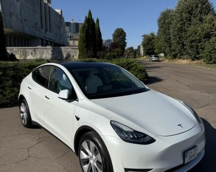 Белый Тесла Другая, объемом двигателя 0 л и пробегом 72 тыс. км за 29000 $, фото 3 на Automoto.ua