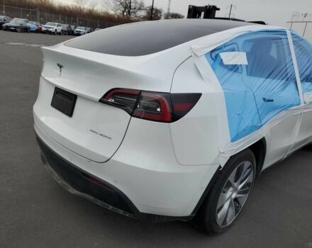 Белый Тесла Другая, объемом двигателя 0 л и пробегом 62 тыс. км за 17000 $, фото 6 на Automoto.ua