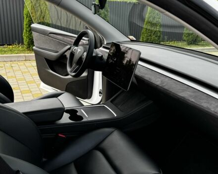 Белый Тесла Другая, объемом двигателя 0 л и пробегом 92 тыс. км за 28000 $, фото 9 на Automoto.ua