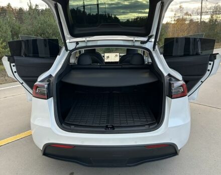 Белый Тесла Другая, объемом двигателя 0 л и пробегом 195 тыс. км за 21700 $, фото 5 на Automoto.ua