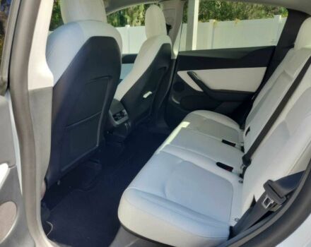 Белый Тесла Другая, объемом двигателя 0 л и пробегом 20 тыс. км за 22100 $, фото 12 на Automoto.ua