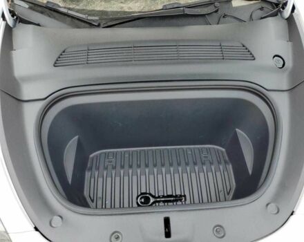 Білий Тесла Інша, об'ємом двигуна 0 л та пробігом 29 тис. км за 8000 $, фото 11 на Automoto.ua