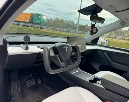 Белый Тесла Другая, объемом двигателя 0 л и пробегом 62 тыс. км за 27400 $, фото 6 на Automoto.ua