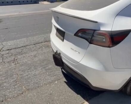 Тесла Другая 2022 в Запорожье на Automoto.ua Белый Тесла Другая, объемом двигателя 0 л и пробегом 57 тыс. км за 22300 $, фото 4 на Automoto.ua