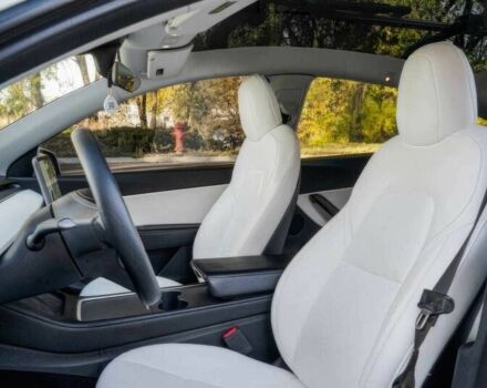 Белый Тесла Другая, объемом двигателя 0 л и пробегом 30 тыс. км за 18900 $, фото 7 на Automoto.ua