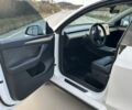 Белый Тесла Другая, объемом двигателя 0 л и пробегом 195 тыс. км за 21700 $, фото 3 на Automoto.ua