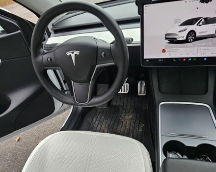 Белый Тесла Другая, объемом двигателя 0 л и пробегом 78 тыс. км за 27000 $, фото 7 на Automoto.ua
