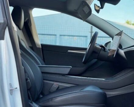 Белый Тесла Другая, объемом двигателя 0 л и пробегом 75 тыс. км за 16800 $, фото 2 на Automoto.ua