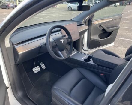 Белый Тесла Другая, объемом двигателя 0 л и пробегом 43 тыс. км за 29500 $, фото 7 на Automoto.ua