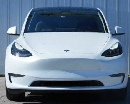 Белый Тесла Другая, объемом двигателя 0 л и пробегом 15 тыс. км за 15000 $, фото 1 на Automoto.ua