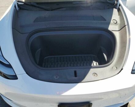 Белый Тесла Другая, объемом двигателя 0 л и пробегом 62 тыс. км за 10900 $, фото 10 на Automoto.ua