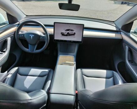 Белый Тесла Другая, объемом двигателя 0 л и пробегом 130 тыс. км за 32762 $, фото 6 на Automoto.ua