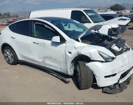 Белый Тесла Другая, объемом двигателя 0 л и пробегом 24 тыс. км за 29000 $, фото 18 на Automoto.ua