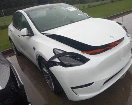 Белый Тесла Другая, объемом двигателя 0 л и пробегом 35 тыс. км за 21500 $, фото 2 на Automoto.ua