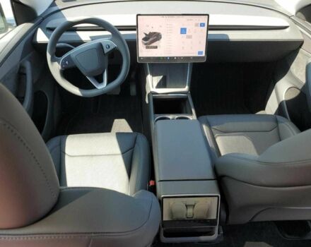 Белый Тесла Другая, объемом двигателя 0 л и пробегом 3 тыс. км за 21000 $, фото 7 на Automoto.ua