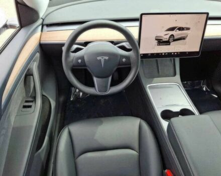 Белый Тесла Другая, объемом двигателя 0 л и пробегом 22 тыс. км за 21300 $, фото 6 на Automoto.ua