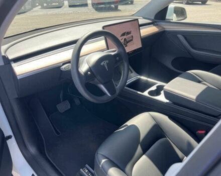 Белый Тесла Другая, объемом двигателя 0 л и пробегом 22 тыс. км за 21300 $, фото 5 на Automoto.ua