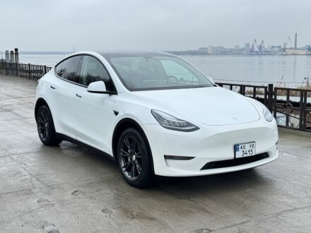 Білий Тесла Інша, об'ємом двигуна 0 л та пробігом 77 тис. км за 25000 $, фото 1 на Automoto.ua