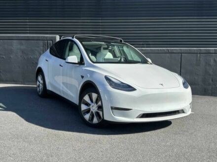 Тесла Другая 2021 в Ужгороде на Automoto.ua Белый Тесла Другая, объемом двигателя 0 л и пробегом 23 тыс. км за 25000 $, фото 1 на Automoto.ua