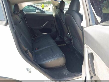 Білий Тесла Інша, об'ємом двигуна 0 л та пробігом 30 тис. км за 20000 $, фото 1 на Automoto.ua