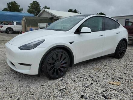 Тесла Інша 2023 у Києві на Automoto.ua Білий Тесла Інша, об'ємом двигуна 0 л та пробігом 12 тис. км за 11200 $, фото 1 на Automoto.ua