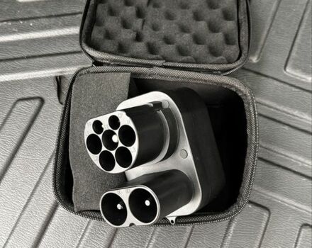 Черный Тесла Другая, объемом двигателя 0 л и пробегом 73 тыс. км за 26800 $, фото 20 на Automoto.ua