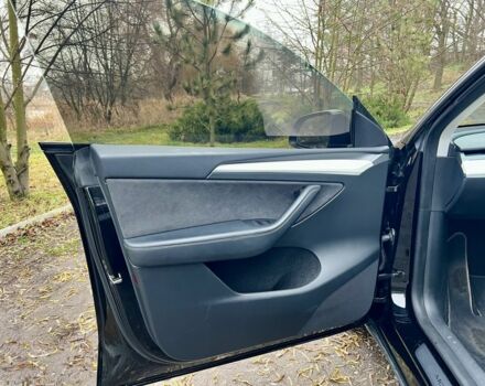 Черный Тесла Другая, объемом двигателя 0 л и пробегом 71 тыс. км за 24400 $, фото 17 на Automoto.ua