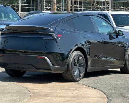 Черный Тесла Другая, объемом двигателя 0 л и пробегом 1 тыс. км за 27000 $, фото 6 на Automoto.ua