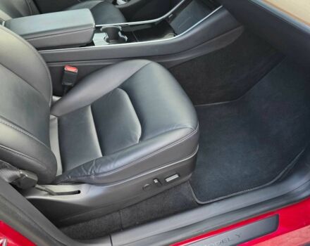 Красный Тесла Другая, объемом двигателя 0 л и пробегом 131 тыс. км за 22799 $, фото 17 на Automoto.ua