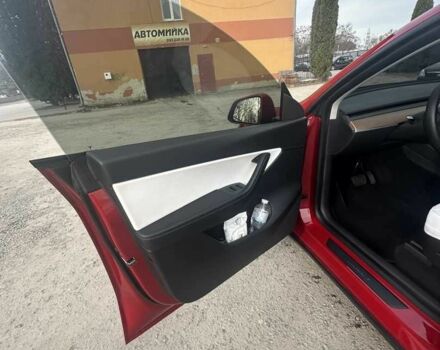 Красный Тесла Другая, объемом двигателя 0 л и пробегом 103 тыс. км за 28888 $, фото 7 на Automoto.ua