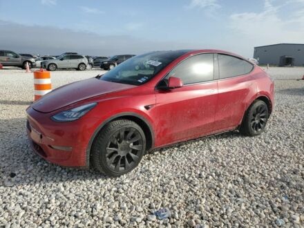 Тесла Другая 2021 в Кропивницком (Кировограде) на Automoto.ua Красный Тесла Другая, объемом двигателя 0 л и пробегом 79 тыс. км за 11300 $, фото 1 на Automoto.ua
