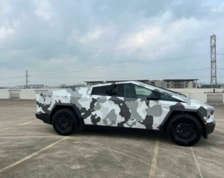 Тесла Другая, объемом двигателя 0 л и пробегом 27 тыс. км за 35000 $, фото 3 на Automoto.ua