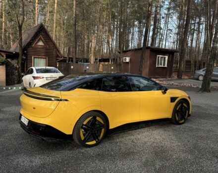 Желтый Тесла Другая, объемом двигателя 0 л и пробегом 10 тыс. км за 45000 $, фото 3 на Automoto.ua