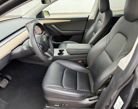 Серый Тесла Другая, объемом двигателя 0 л и пробегом 65 тыс. км за 26500 $, фото 7 на Automoto.ua