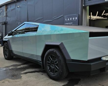 Серый Тесла Другая, объемом двигателя 0 л и пробегом 10 тыс. км за 105000 $, фото 3 на Automoto.ua