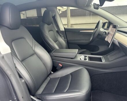 Серый Тесла Другая, объемом двигателя 0 л и пробегом 45 тыс. км за 29500 $, фото 4 на Automoto.ua