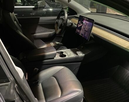 Серый Тесла Другая, объемом двигателя 0 л и пробегом 56 тыс. км за 23500 $, фото 3 на Automoto.ua