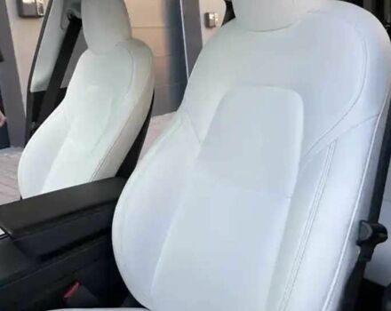 Серый Тесла Другая, объемом двигателя 0 л и пробегом 126 тыс. км за 18000 $, фото 2 на Automoto.ua