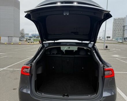 Серый Тесла Другая, объемом двигателя 0 л и пробегом 114 тыс. км за 25000 $, фото 6 на Automoto.ua