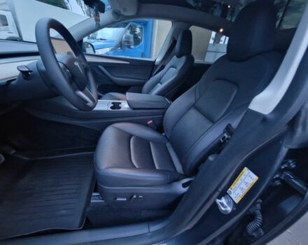 Серый Тесла Другая, объемом двигателя 0 л и пробегом 45 тыс. км за 31300 $, фото 17 на Automoto.ua