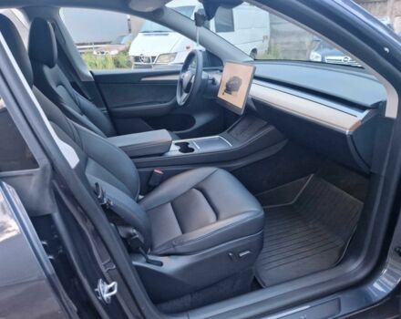 Серый Тесла Другая, объемом двигателя 0 л и пробегом 45 тыс. км за 31300 $, фото 11 на Automoto.ua