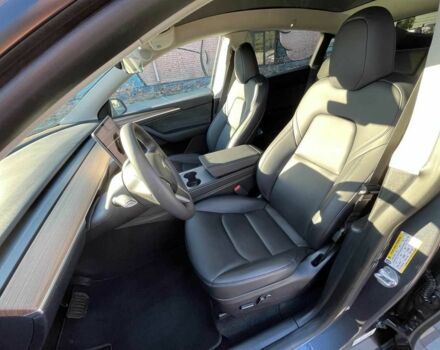 Тесла Другая 2023 в Луцке на Automoto.ua Серый Тесла Другая, объемом двигателя 0 л и пробегом 40 тыс. км за 28900 $, фото 9 на Automoto.ua