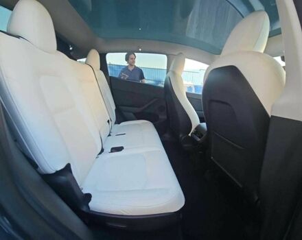 Серый Тесла Другая, объемом двигателя 0 л и пробегом 50 тыс. км за 28000 $, фото 5 на Automoto.ua