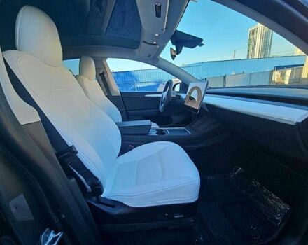 Серый Тесла Другая, объемом двигателя 0 л и пробегом 50 тыс. км за 28000 $, фото 4 на Automoto.ua