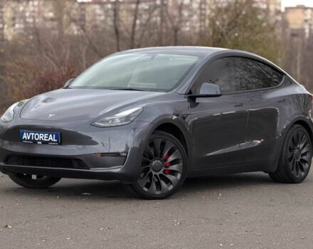 Серый Тесла Другая, объемом двигателя 5 л и пробегом 70 тыс. км за 31000 $, фото 1 на Automoto.ua